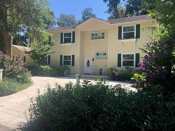 4th image of 12827 Longview Dr E