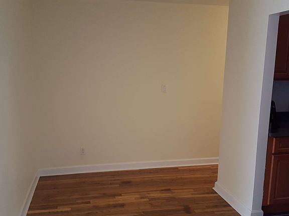 2nd image of 3334 77th St APT 6G