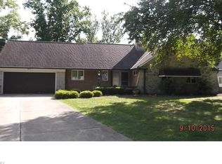 13151 Old Pleasant Valley Rd, Middleburg Heights, OH 44130