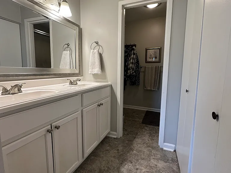 200 Sanders Ferry Rd #2112 — Photo 14