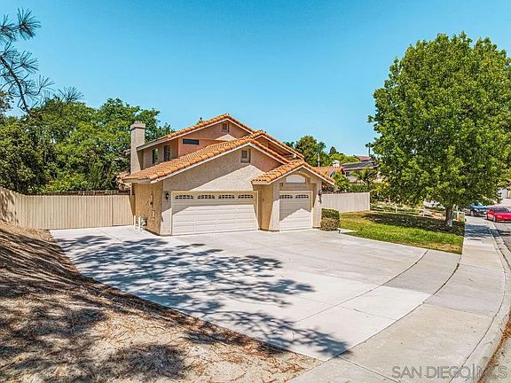 4th image of 844 Rio Claro Ct