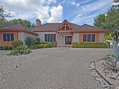 301 Overlook Dr, Kerrville, TX, 78028