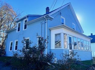 10 Goddard St, Webster, MA 01570