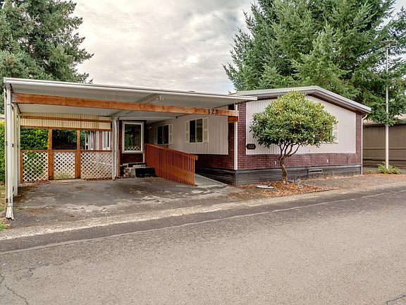 3rd image of 16812 SE 1st St