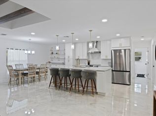 5645 Old Orange Rd, Jupiter, FL 33458