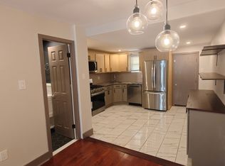 611 Watkins St, Philadelphia, PA 19148