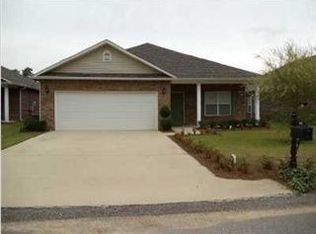 7960 Park Place Dr N, Mobile, AL 36608