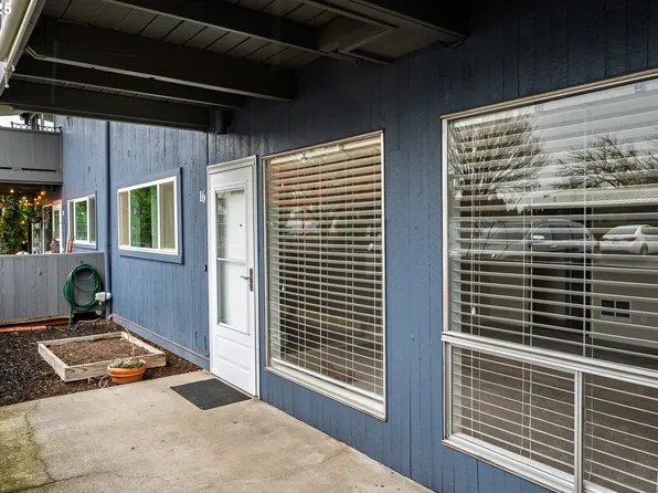 10090 SW Beaverton Hillsdale Hwy APT 16, Beaverton, OR 97005