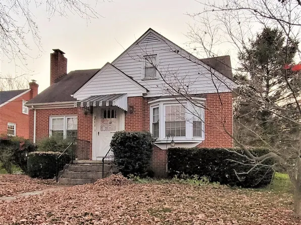 211 S Church St, Middletown, MD 21769