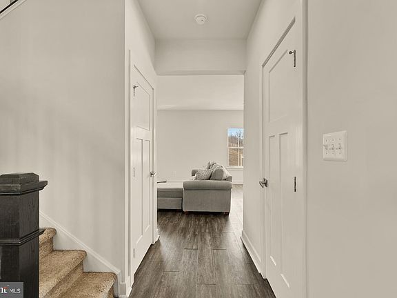 3rd image of 2269 River Birch Rd