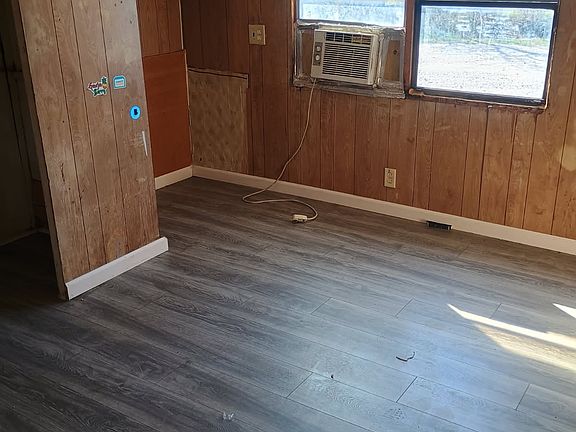 5th image of 1801 S Business Highway 45 #6