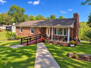 305 3rd Ave S, Collinwood, TN 38450