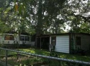 931 Pine Island Rd, Karnack, TX 75661