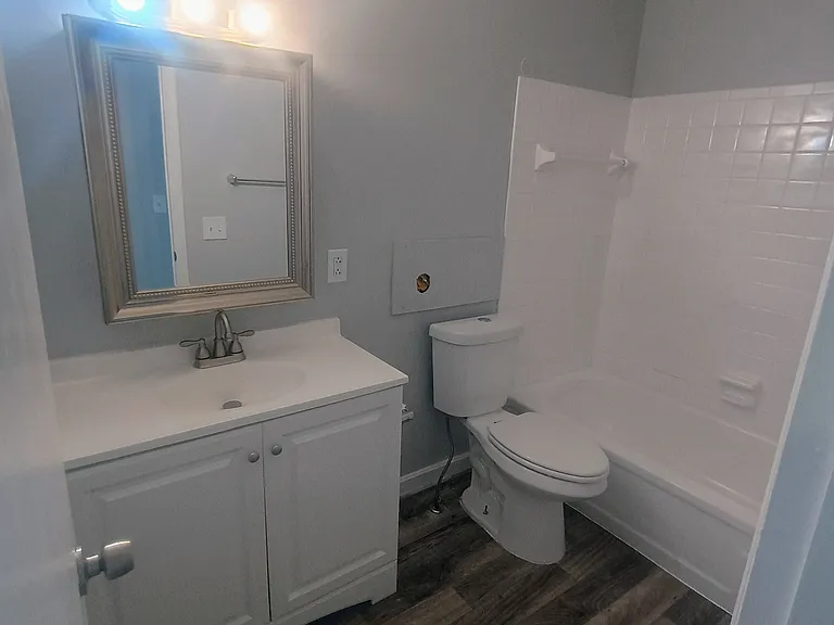 5190 Emil Ave SW #402 — Photo 6