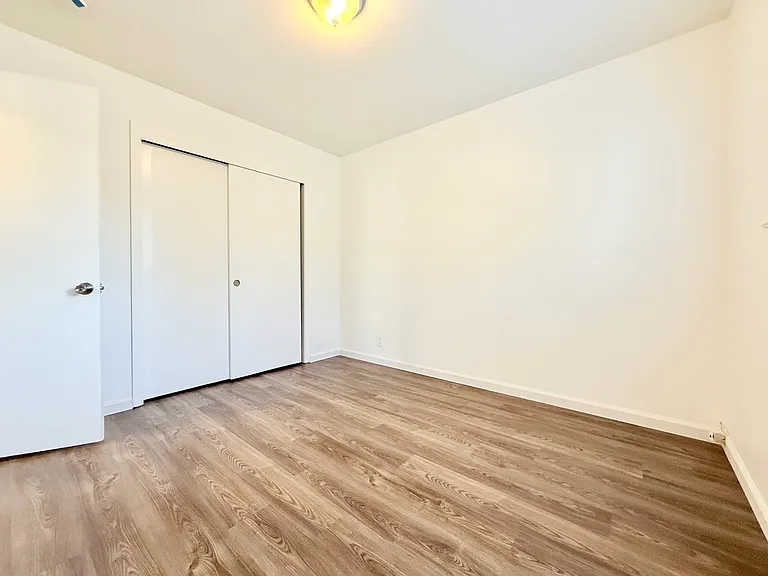 420 S 7th St #6 — Photo 17
