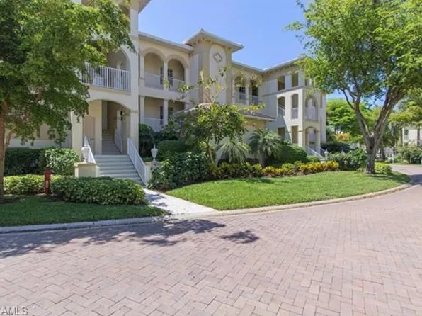 735 Bentwater Cir APT 202, Naples, FL 34108