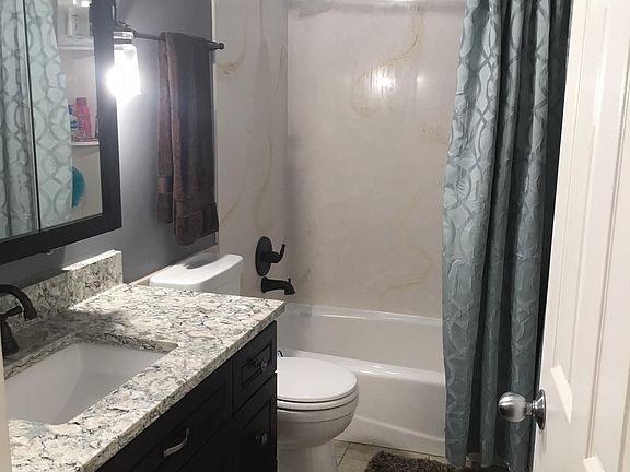 3rd image of 2052 S California Ave Unit 9
