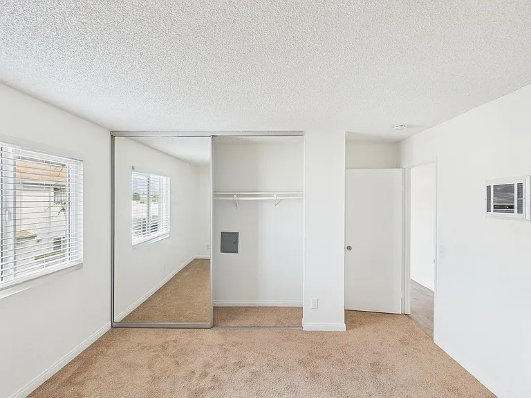 Anita Square Apartments — Photo 10