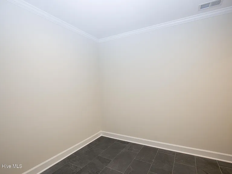 131 Racquet Ln — Photo 56