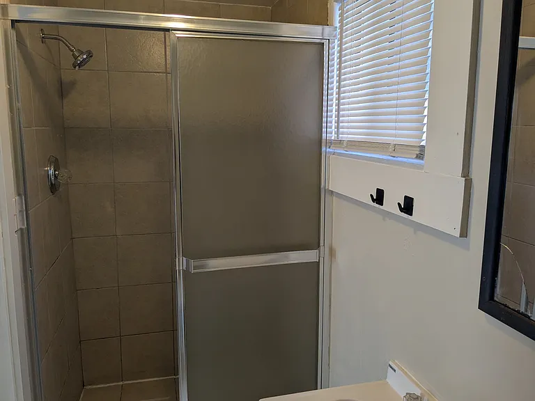 123 Cathryn Ave #1 — Photo 8