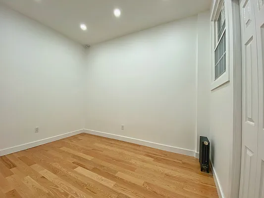 Rented by Daniel Gale Sotheby's International Realty | media 21