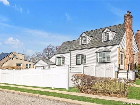 2nd image of 510 Nassau St
