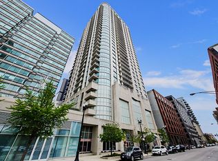 125 S Jefferson St #1302, Chicago, IL 60606
