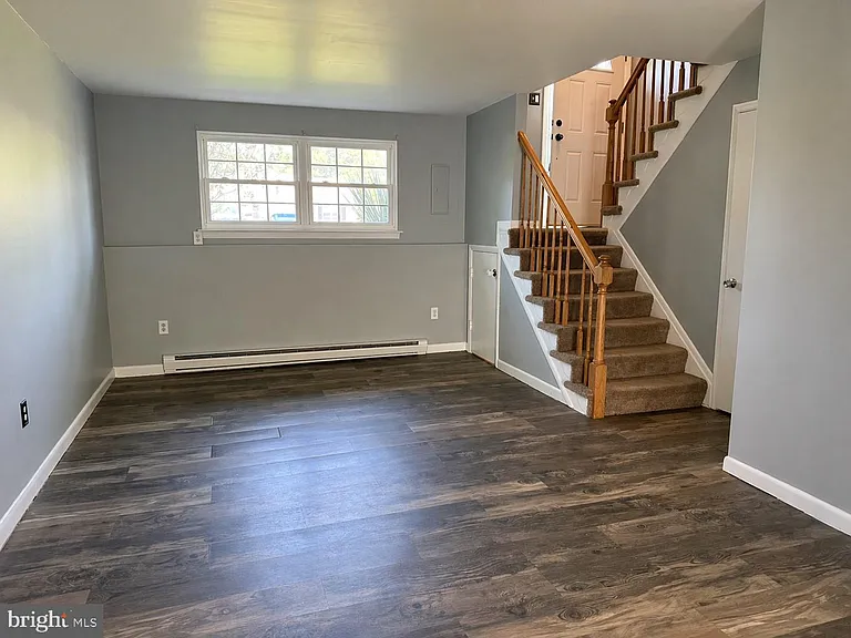 75 Grand Dr — Photo 6