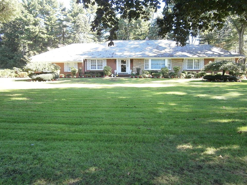 Sprawling Ranch