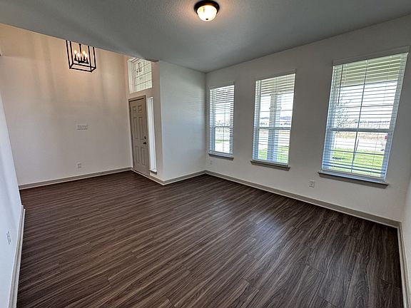 2nd image of 2317 Helena Dr