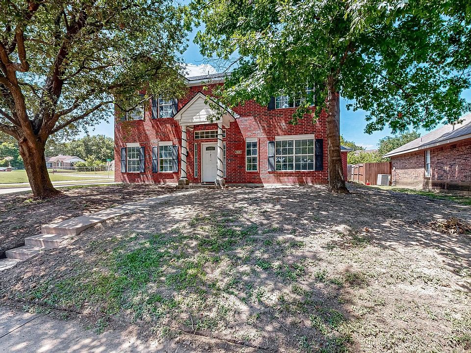 1st image of 1609 Wesley Dr