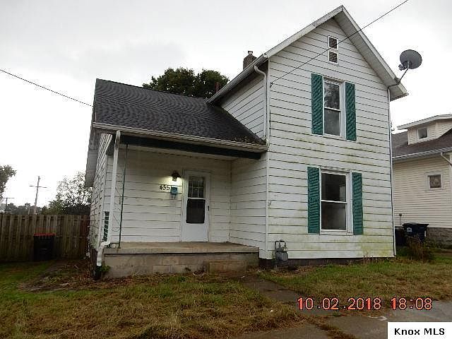 1st image of 435 Clarendon St