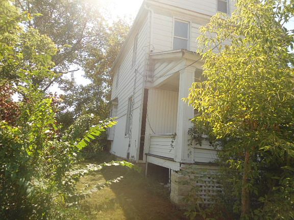 4th image of 418 Bartges St