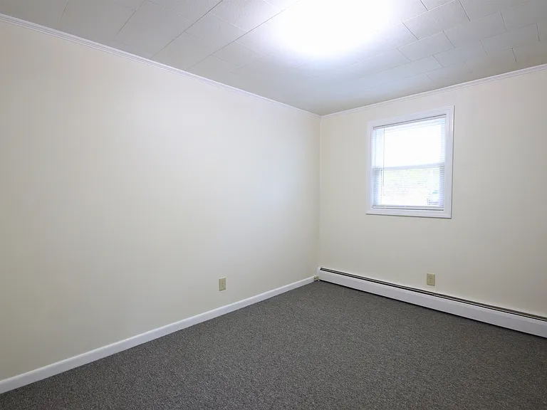 10 Patricia St #A — Photo 7