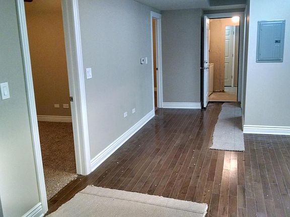 2nd image of 4938 W Berenice Ave