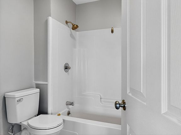 5th image of 83 Brook St #C