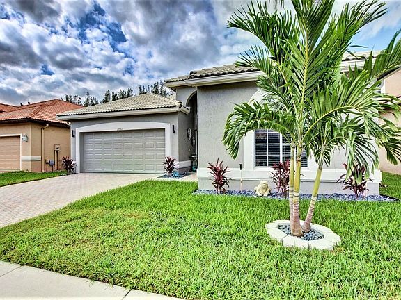 2nd image of 13561 Kiltie Ct