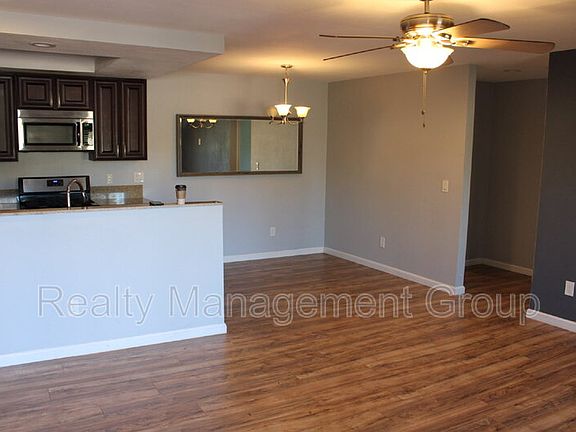 5th image of 552 Canyon Dr Unit 29