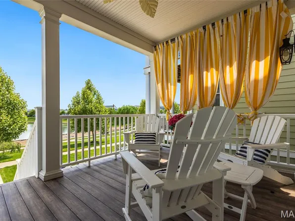 1021 Kilderkin Way, Saint Charles, MO 63301