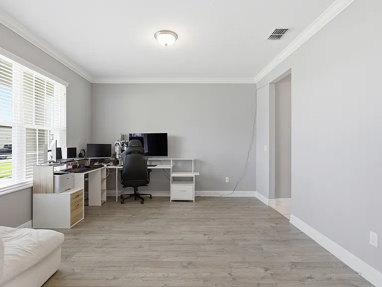 9844 Cabernet Ave — Photo 5