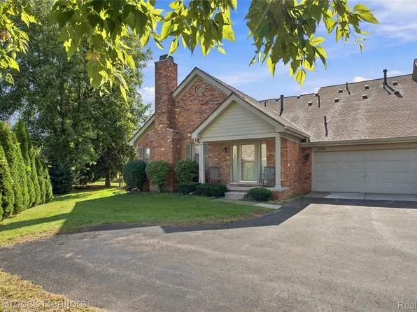 2241 Cornell St, Dearborn, MI 48124