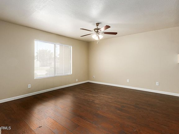 3rd image of 3127 W Manzanita Dr