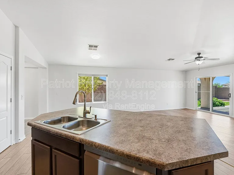 20767 W Hamilton St — Photo 13