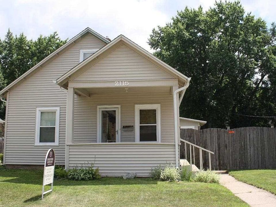 1st image of 2115 Douglas St
