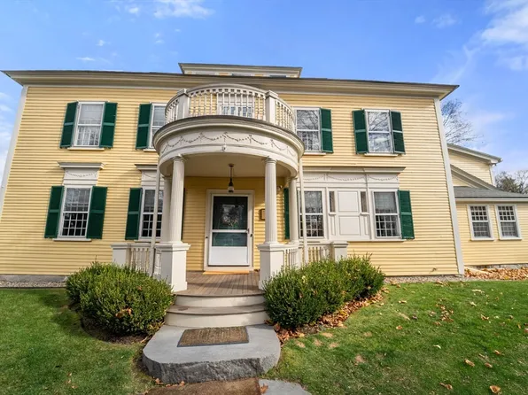 221 Boston Post Rd, Wayland, MA 01778