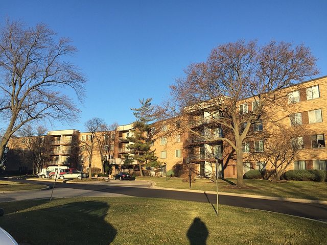 1st image of 245 S Park Ln Unit 225