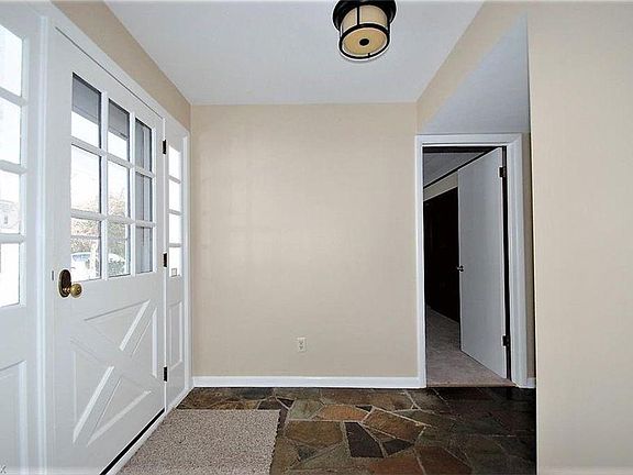 2nd image of 34360 Sherbrook Park Dr