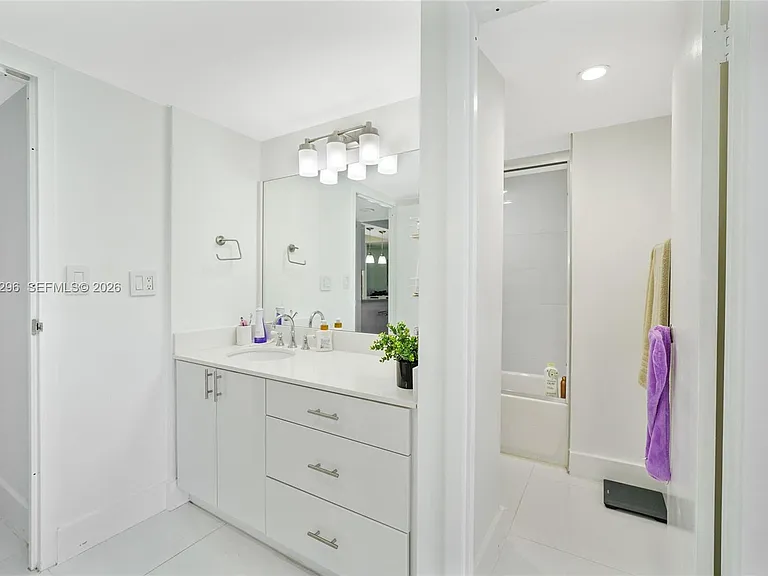 3625 N Country Club Dr #1203 — Photo 23