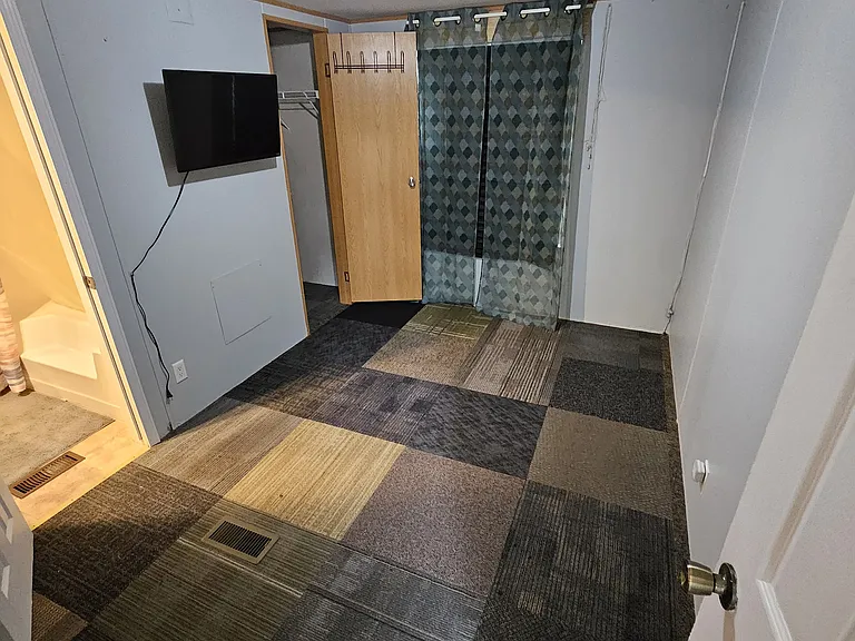 14 Dunsinane Dr — Photo 40