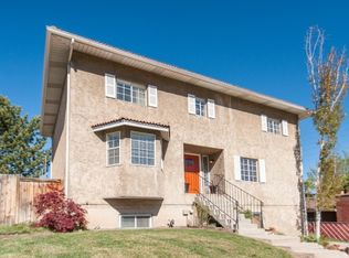 8216 S Andorra Ln, Sandy, UT 84093